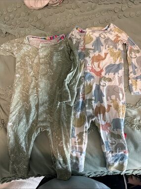 Magnetic Me Baby Footies Set - Sage Green & Multi Animal Print